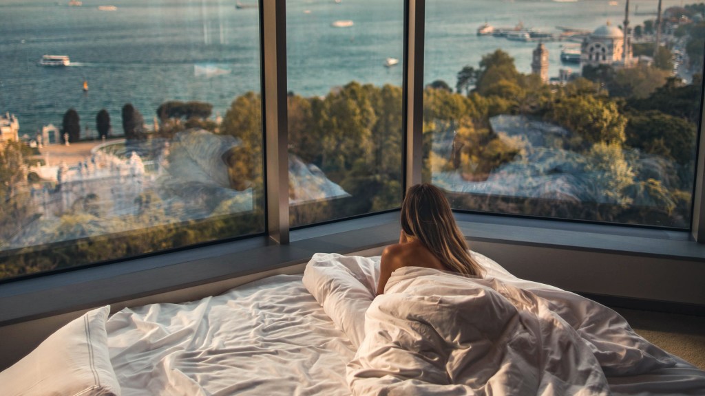 Why Hiding Money Under the Mattress isn’t the Best&nbsp;Idea